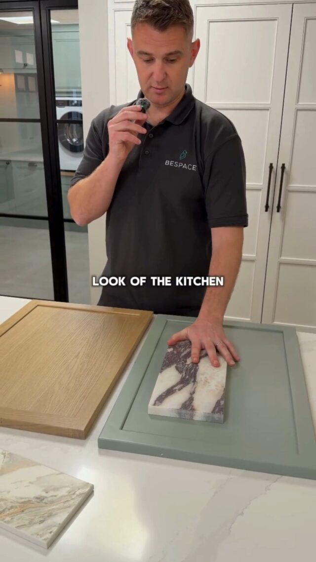 Our ever-popular micro shaker oak door🚪🙌

With its slim rail profile and subtle lined finish, this brings warmth and texture to any kitchen.

Paired with soft tones like Willow sage green and elevated with porcelain stone worktops and antique brass handles, the result is timeless. 

Thinking about upgrading your kitchen? Visit our showrooms and explore the options today | Link in bio