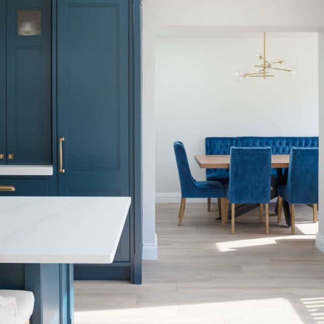 Beautiful Blue 🔵 Stunning Stiffkey Blue inframe kitchen with brass hardware. Let our experienced designers guide you to realise your dream kitchen. #interiordesignireland #handpainted #brasshardware #bespace #eatsleeplive